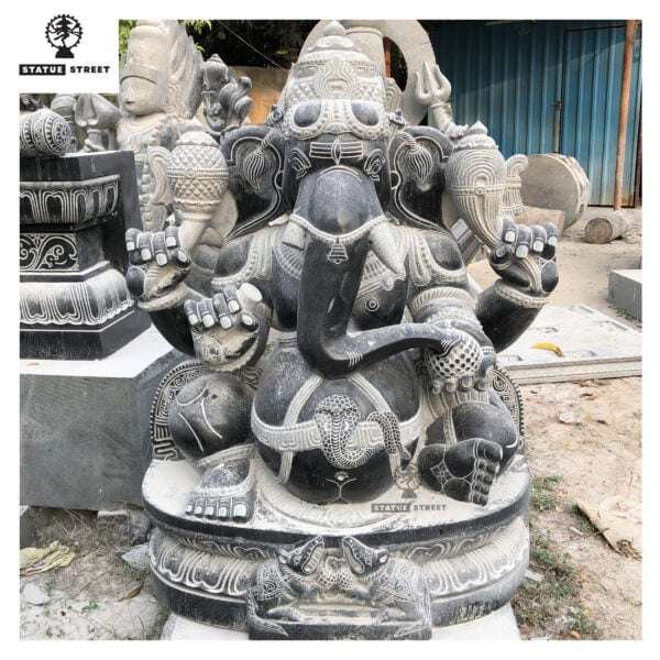 Best Vinayagar Stone Statue